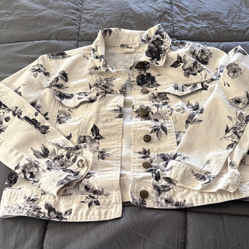 Andrea Jovine Monochrome Floral Jacket